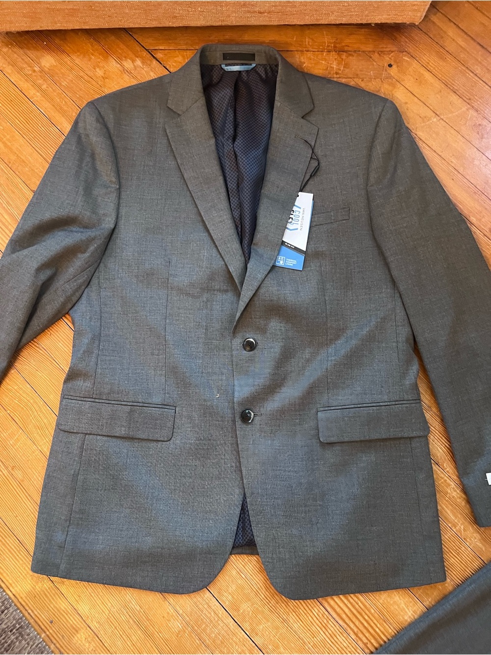Van Heusen Cool Flex Men's Gray Two-Button Sport Coat 44 R